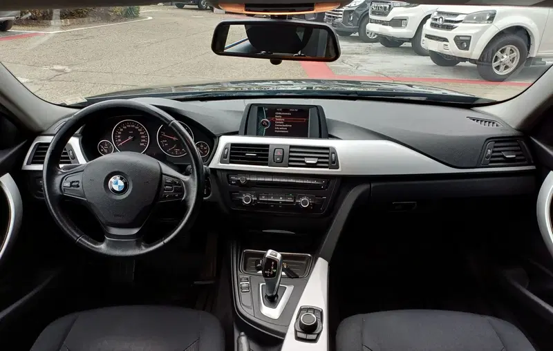 BMW Serie 3 Touring usata a Modena (8)