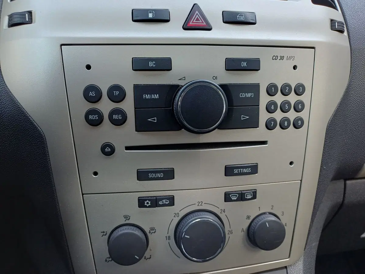 Opel Zafira usata a Modena (14)