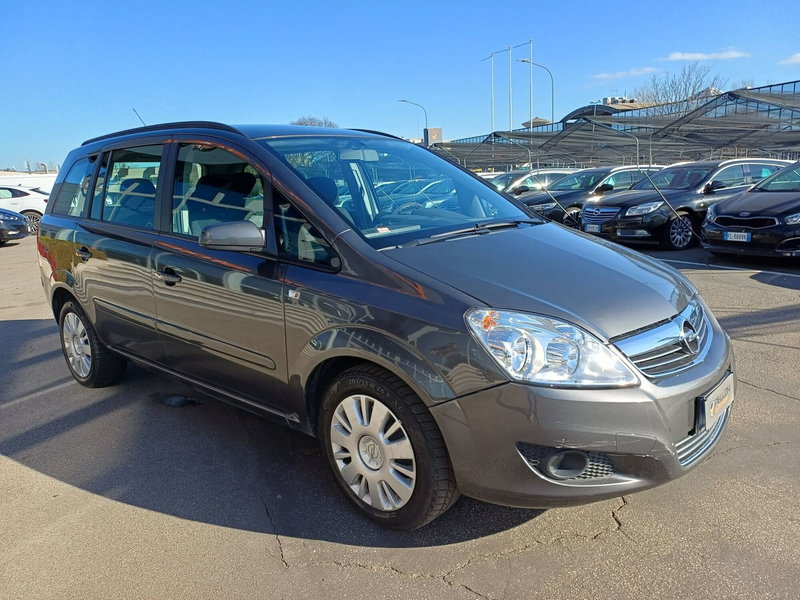 Opel Zafira usata a Modena (4)