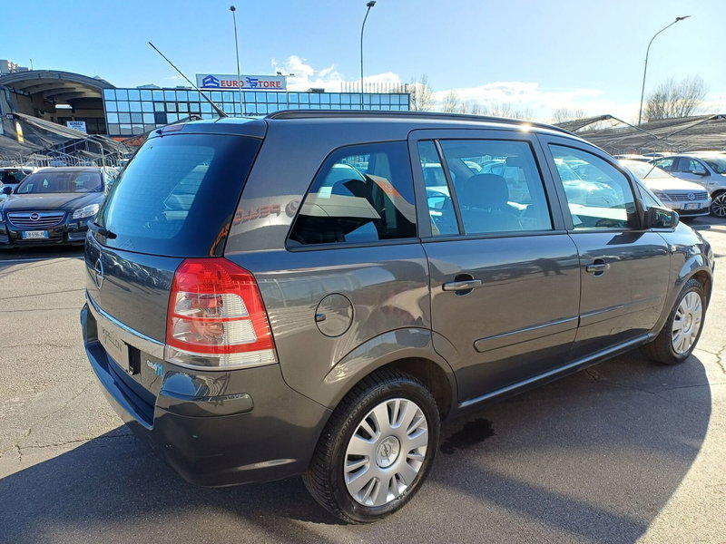 Opel Zafira usata a Modena (5)