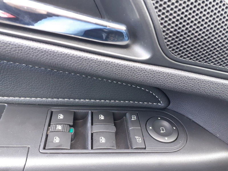 Opel Zafira usata a Modena (12)