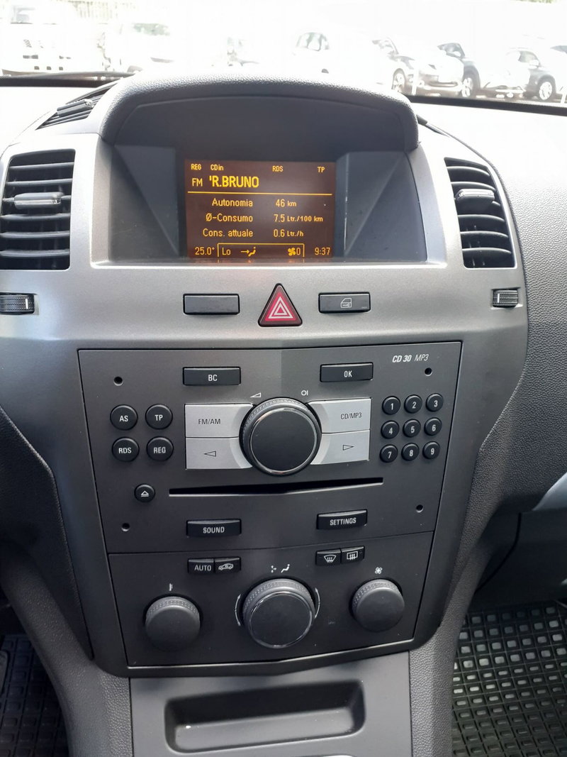 Opel Zafira usata a Modena (14)