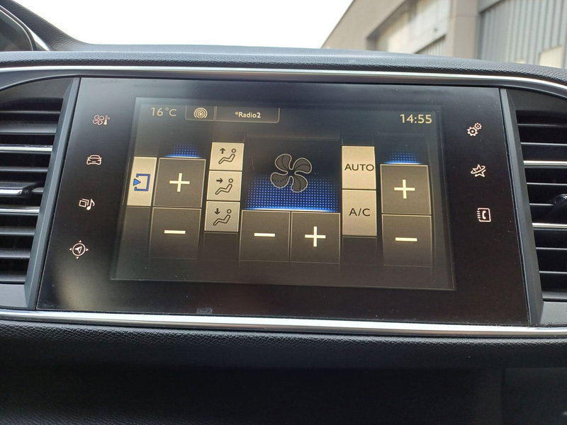 Peugeot 308 SW usata a Modena (16)