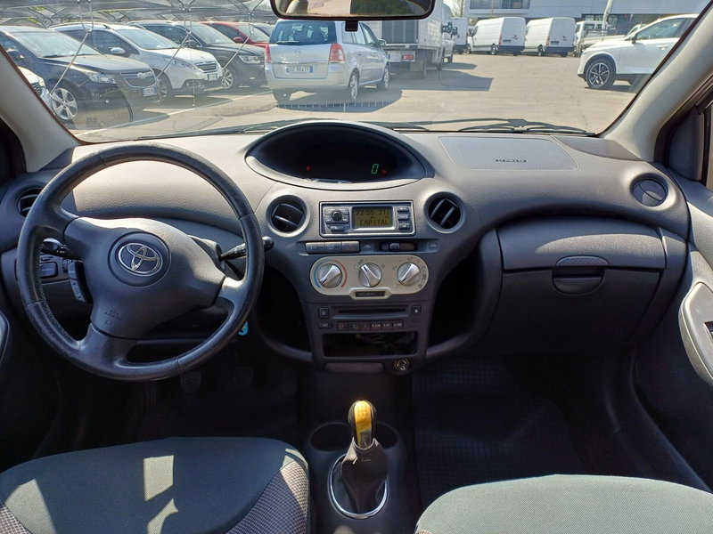 Toyota Yaris usata a Modena (10)