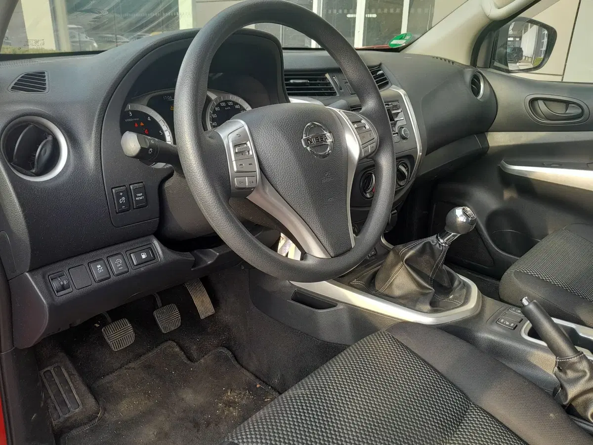 Nissan Navara usata a Cuneo (9)