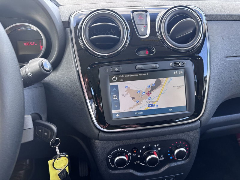 Dacia Dokker usata a Ancona (17)