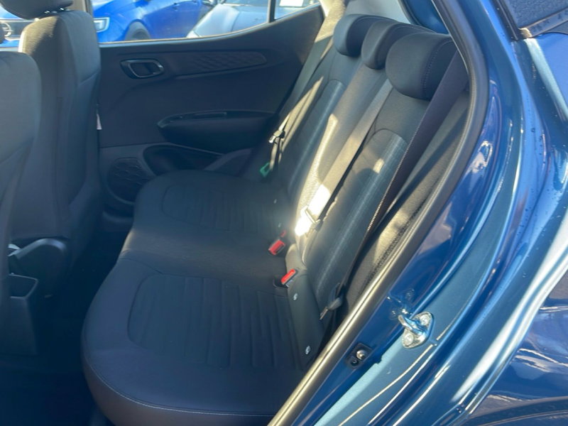 Hyundai i10 nuova a Latina (13)