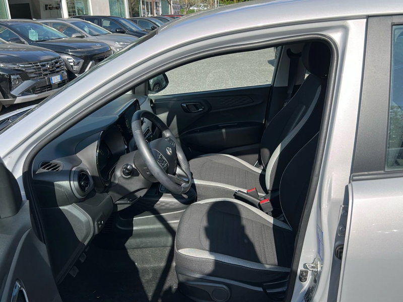 Hyundai i10 usata a Roma (12)