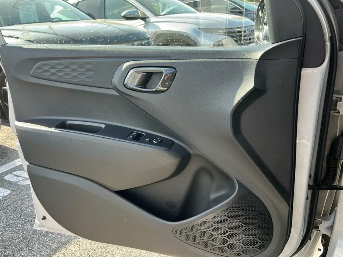 Hyundai i10 usata a Roma (19)