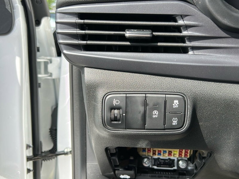 Hyundai i20 nuova a Roma (14)