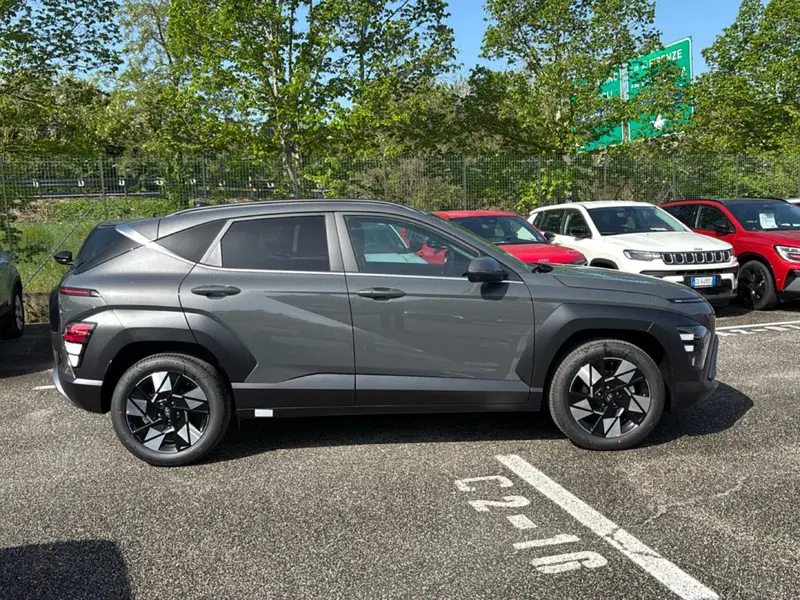 Hyundai Kona nuova a Roma (7)