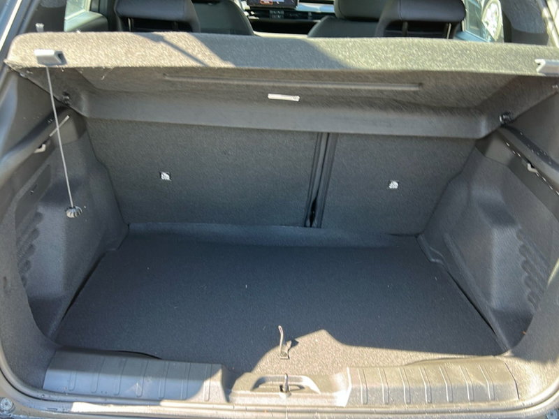 Jeep Avenger nuova a Roma (11)