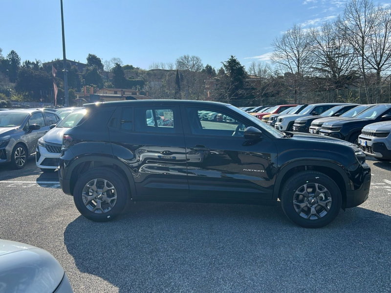 Jeep Avenger nuova a Roma (8)