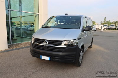Volkswagen Veicoli Commerciali T6.1 Transporter 28 2.0 tdi 110cv kombi Business p.c. del 2024 usata a Anzola dell'Emilia