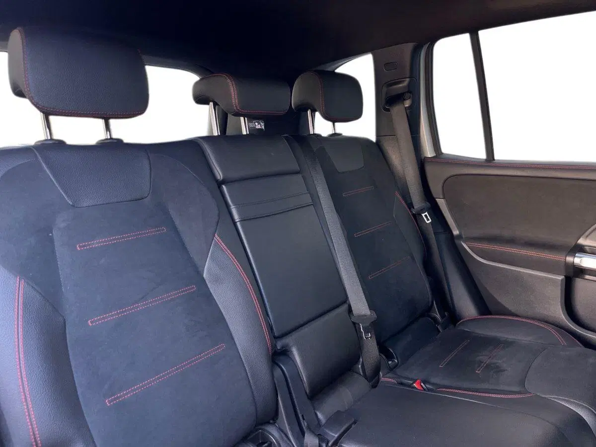 Mercedes-Benz GLB usata a Napoli (14)