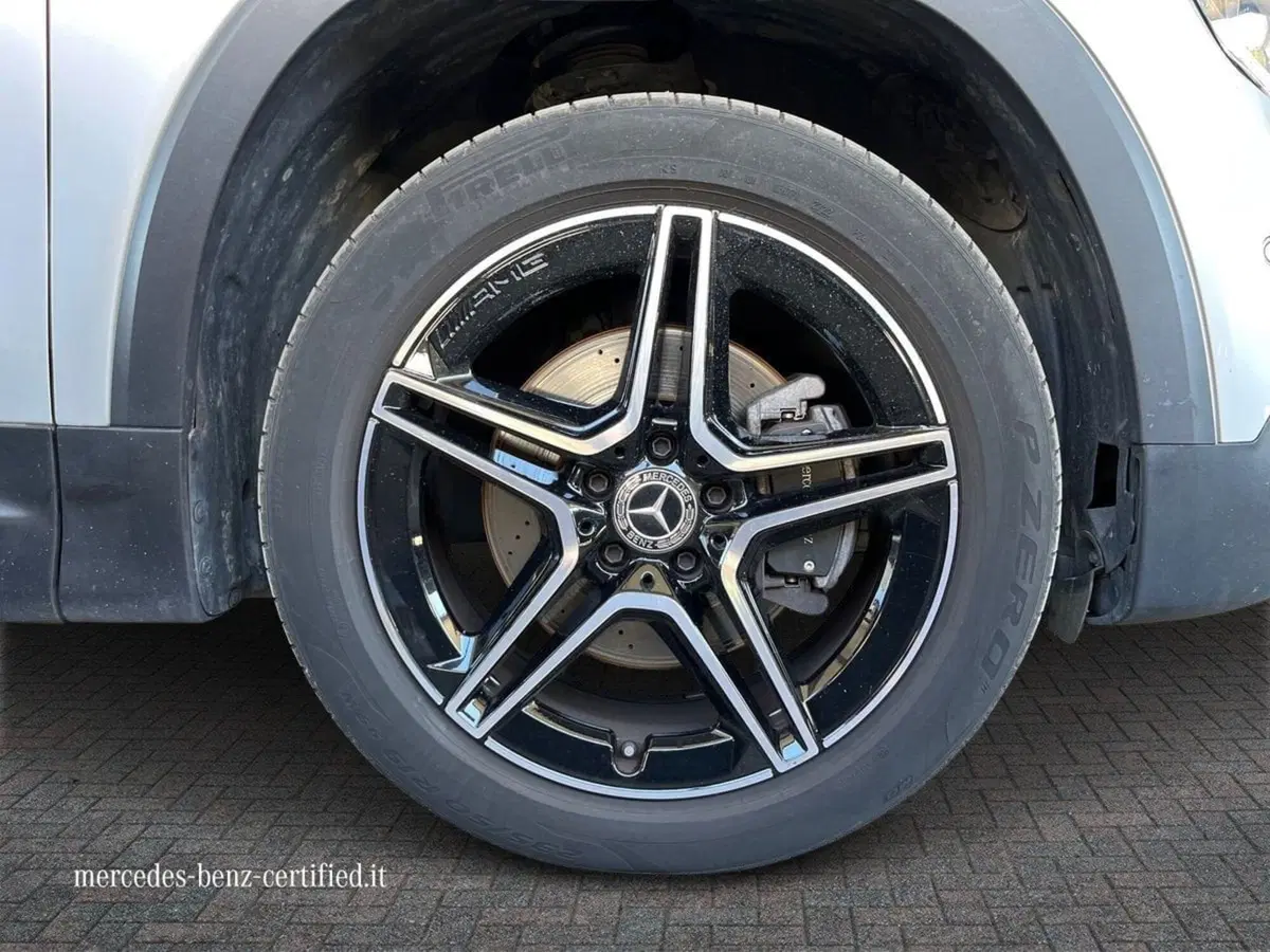 Mercedes-Benz GLB usata a Napoli (8)