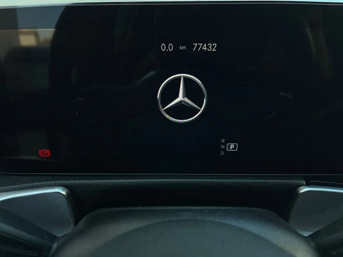 Mercedes-Benz GLB usata a Napoli (9)