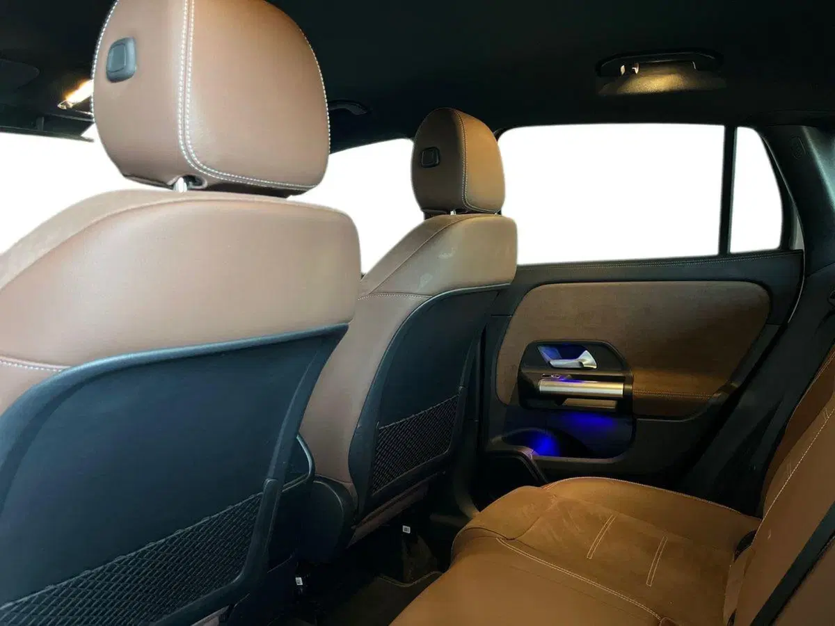 Mercedes-Benz GLA SUV usata a Napoli (15)