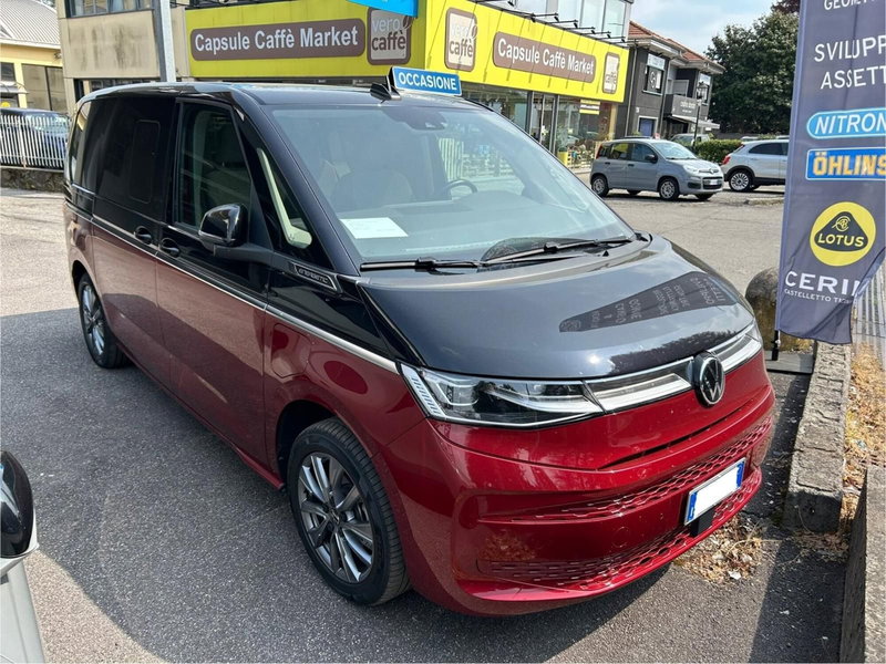 Volkswagen Multivan usata a Novara