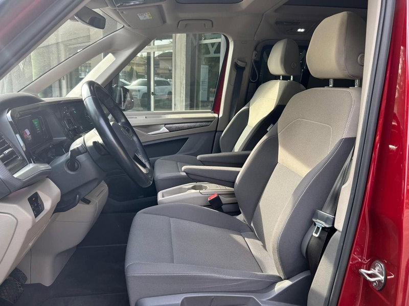 Volkswagen Multivan usata a Novara (5)