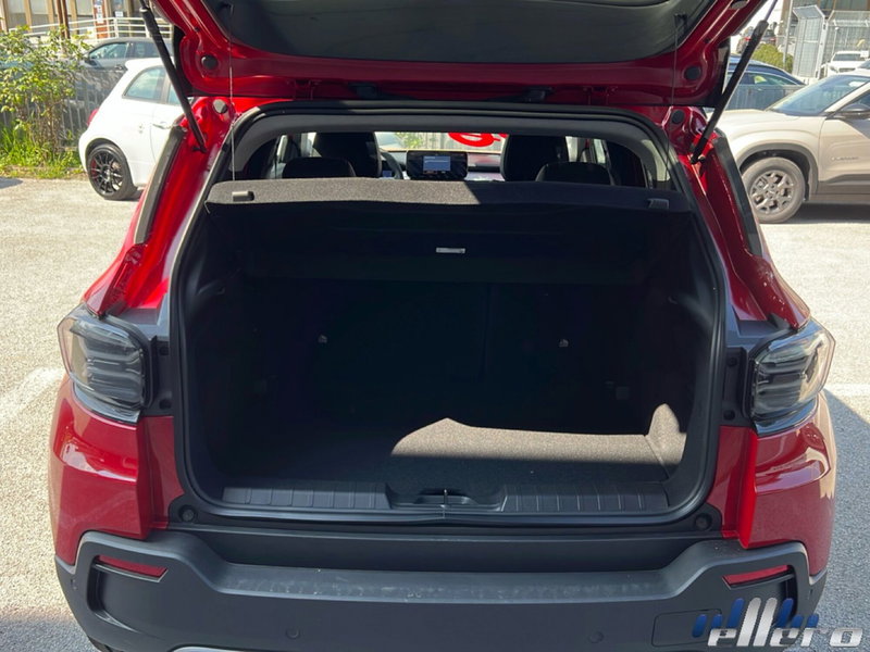 Jeep Avenger nuova a Cuneo (9)