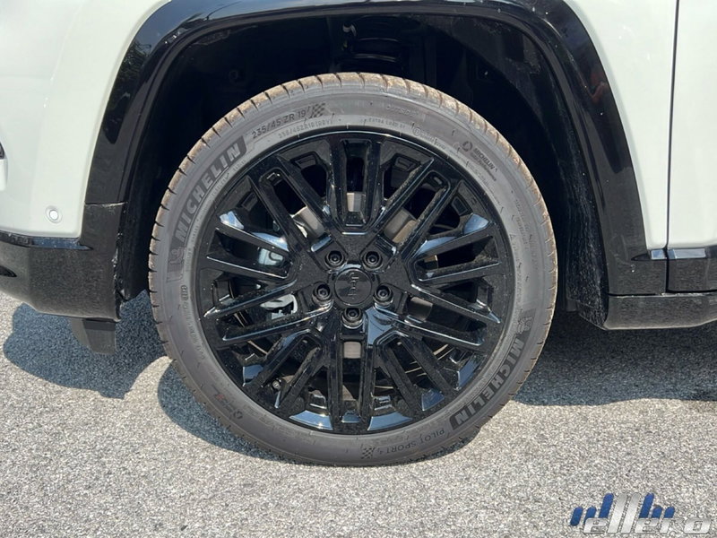 Jeep Compass nuova a Cuneo (10)