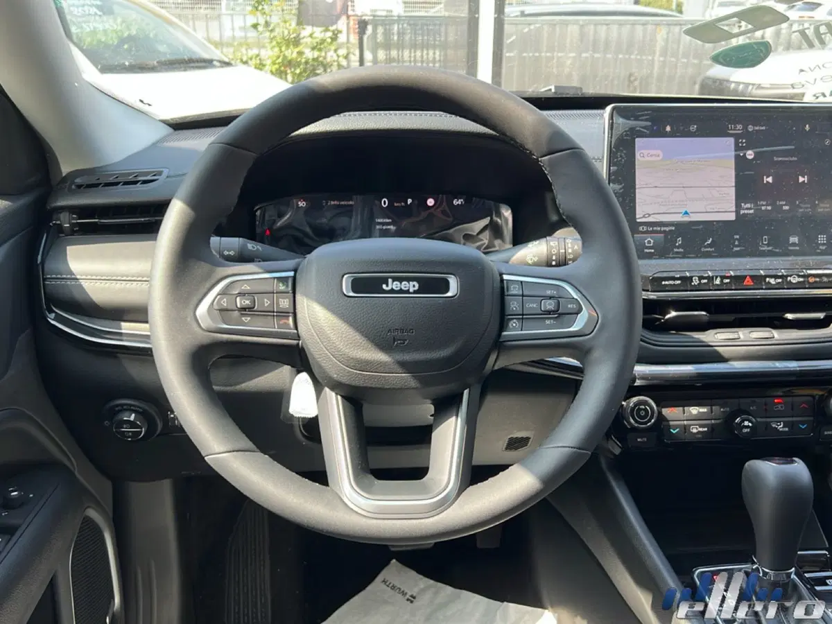 Jeep Compass nuova a Cuneo (13)