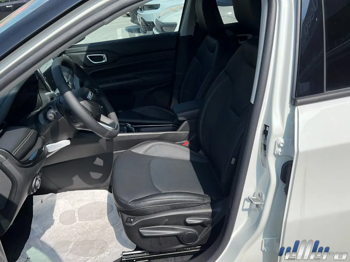 Jeep Compass nuova a Cuneo (17)