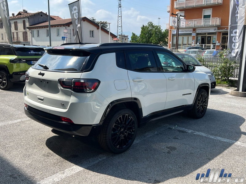 Jeep Compass nuova a Cuneo (5)