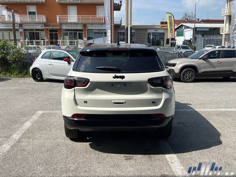 Jeep Compass nuova a Cuneo (6)