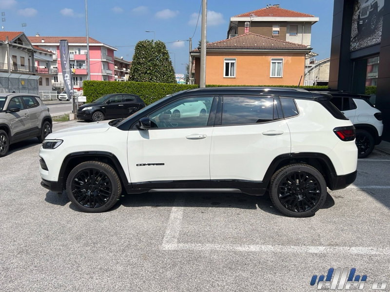 Jeep Compass nuova a Cuneo (8)