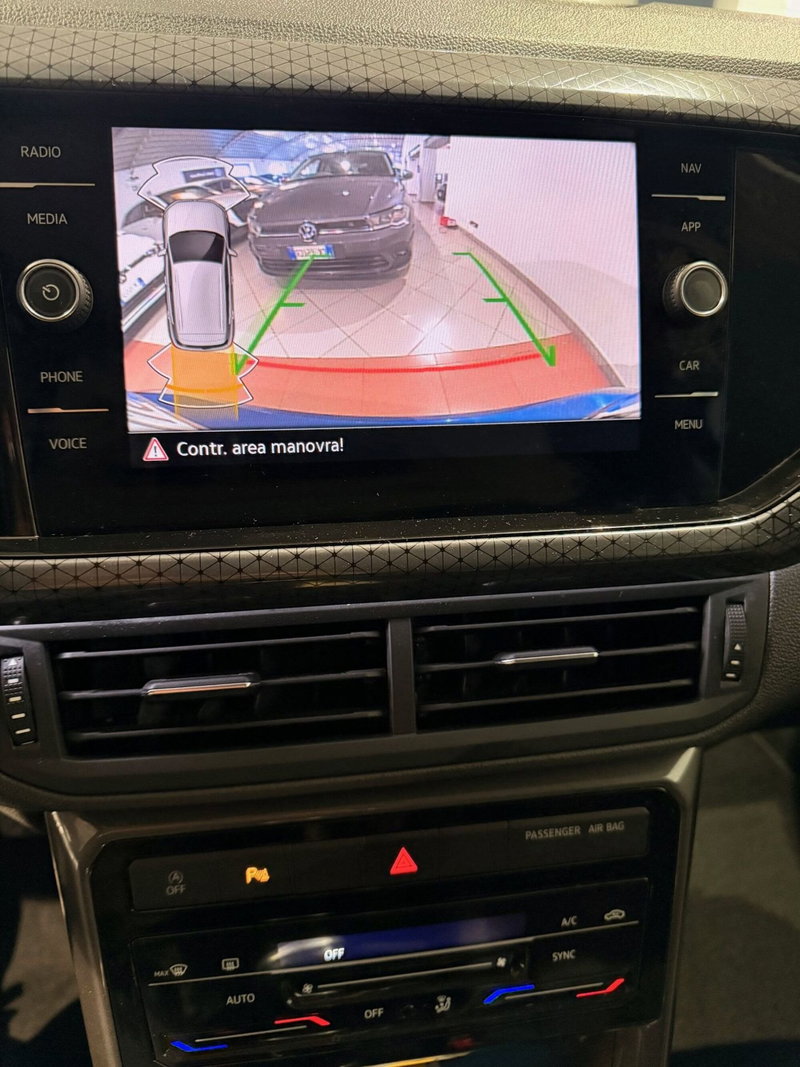 Volkswagen T-Cross usata a Genova (13)