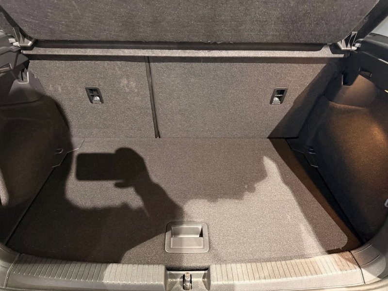 Volkswagen T-Cross usata a Genova (8)