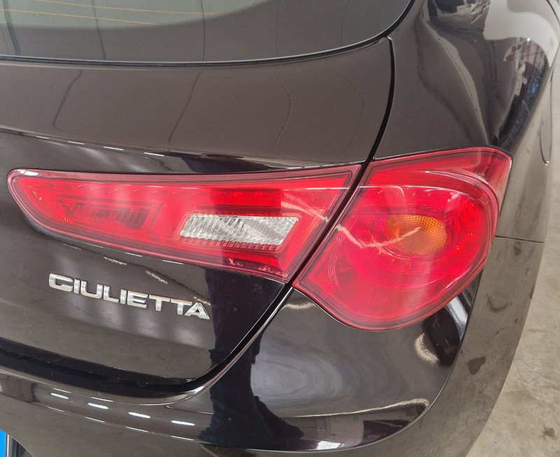 Alfa Romeo Giulietta usata a Terni (16)