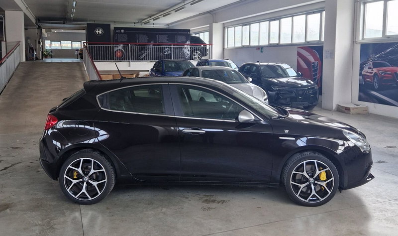 Alfa Romeo Giulietta usata a Terni (6)
