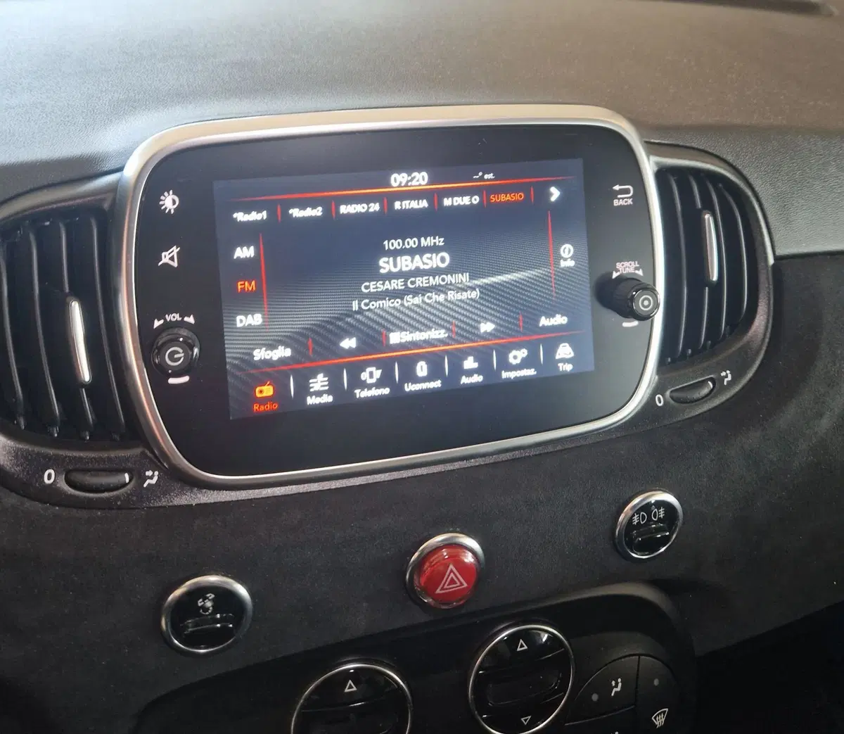 Abarth 595 Cabrio usata a Terni (13)