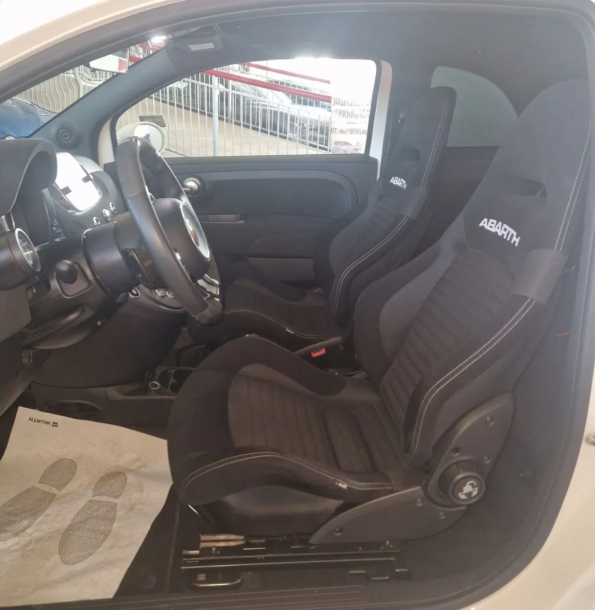 Abarth 595 Cabrio usata a Terni (7)