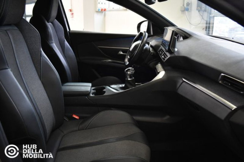 Peugeot 5008 usata a Perugia (10)