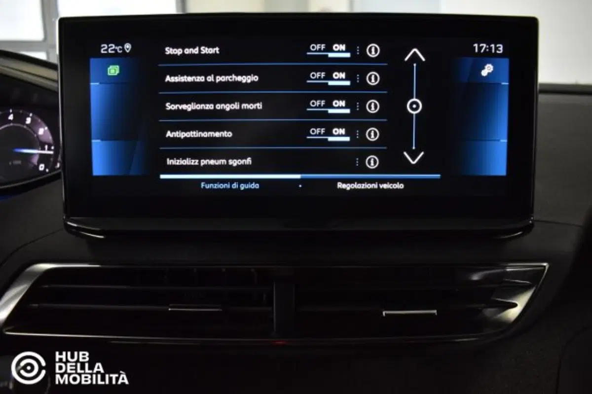 Peugeot 5008 usata a Perugia (14)