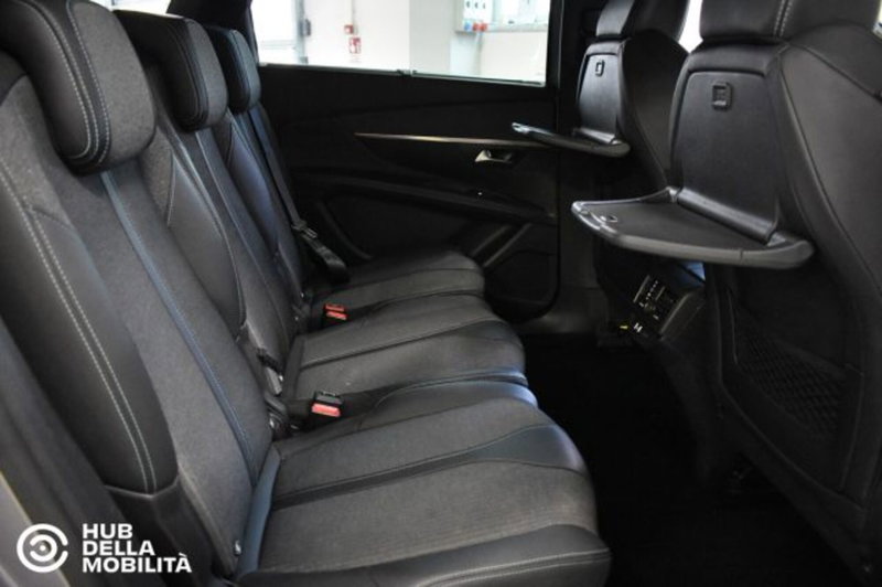 Peugeot 5008 usata a Perugia (9)