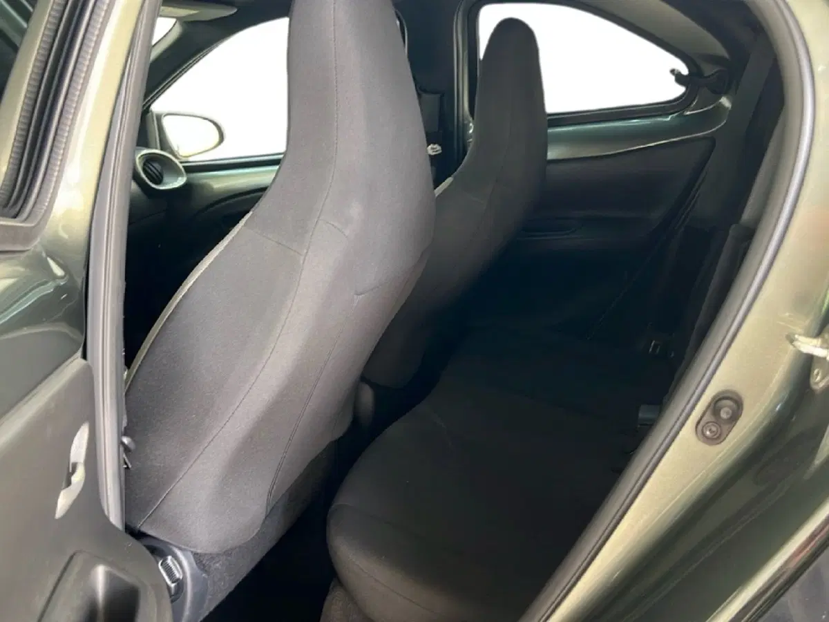 Toyota Aygo X usata a Roma (11)