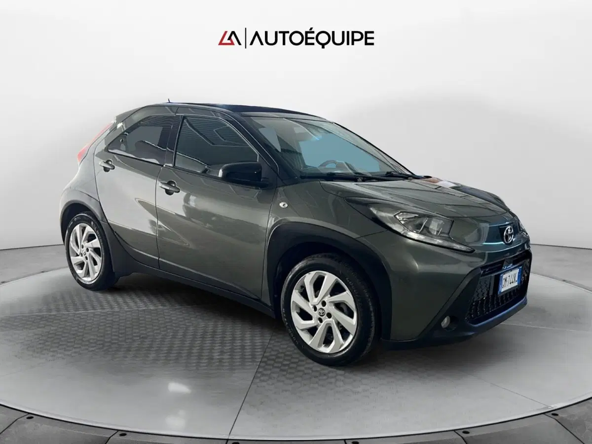 Toyota Aygo X usata a Roma (7)