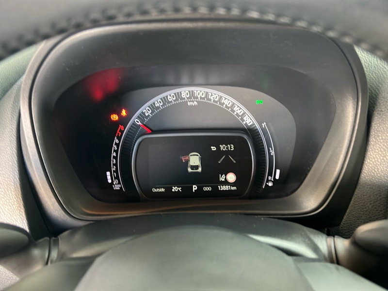 Toyota Aygo X usata a Roma (17)