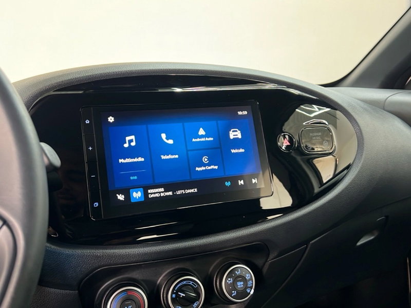 Toyota Aygo X usata a Roma (18)