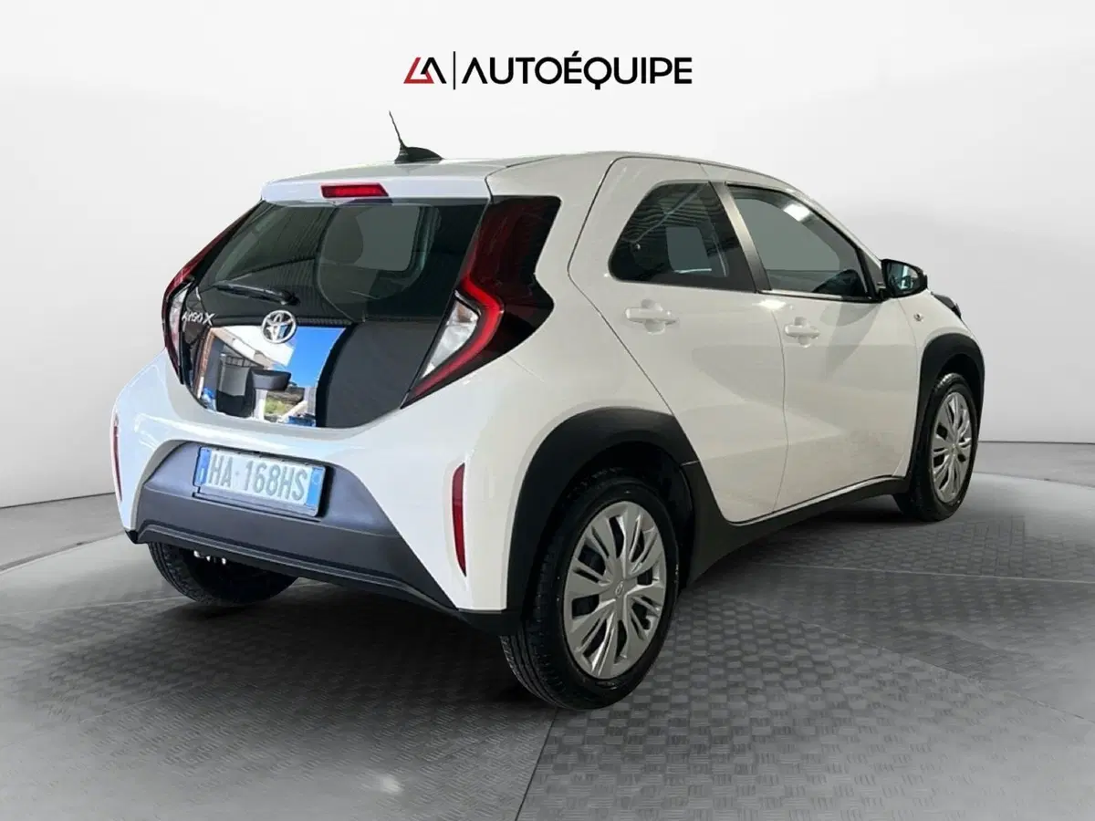 Toyota Aygo X usata a Roma (5)