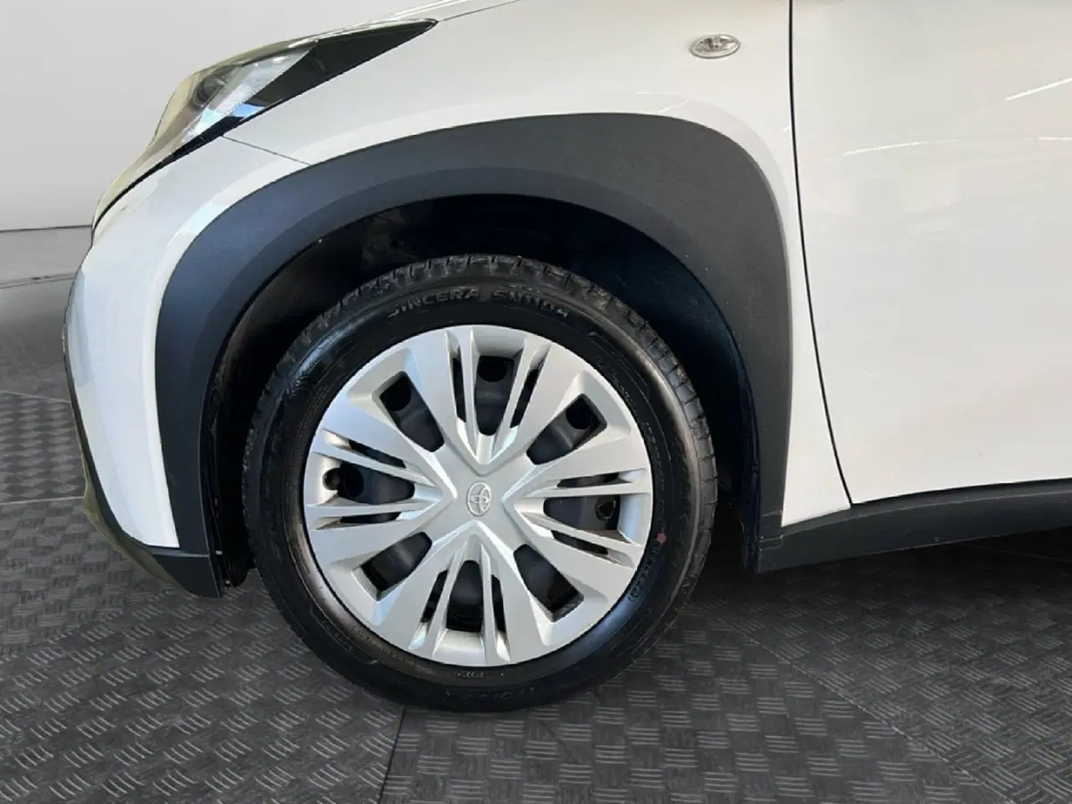 Toyota Aygo X usata a Roma (9)