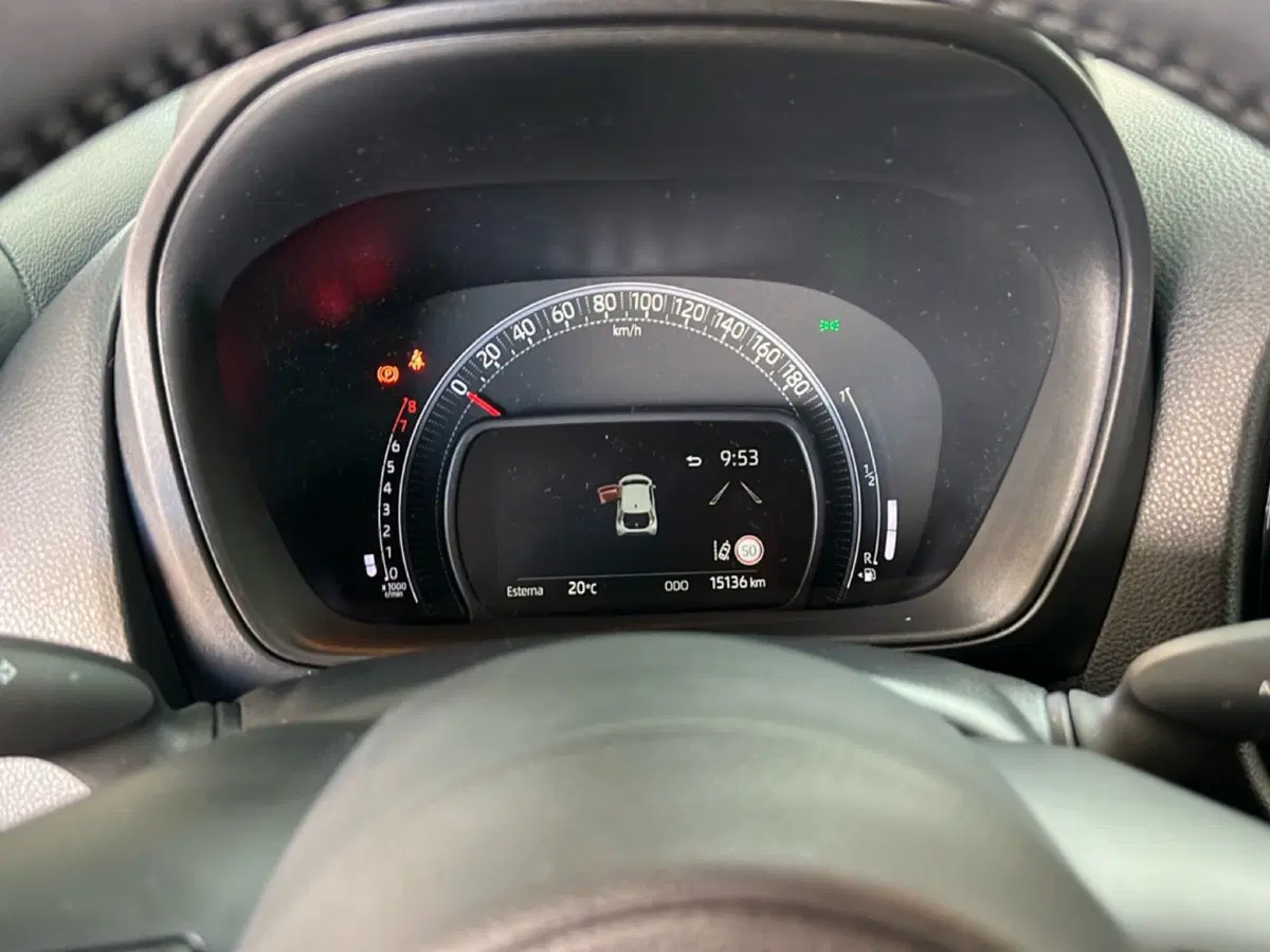 Toyota Aygo X usata a Roma (17)