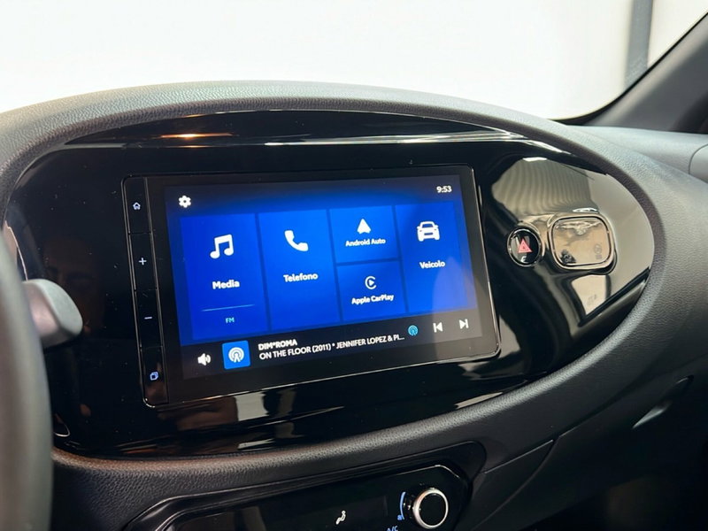 Toyota Aygo X usata a Roma (18)