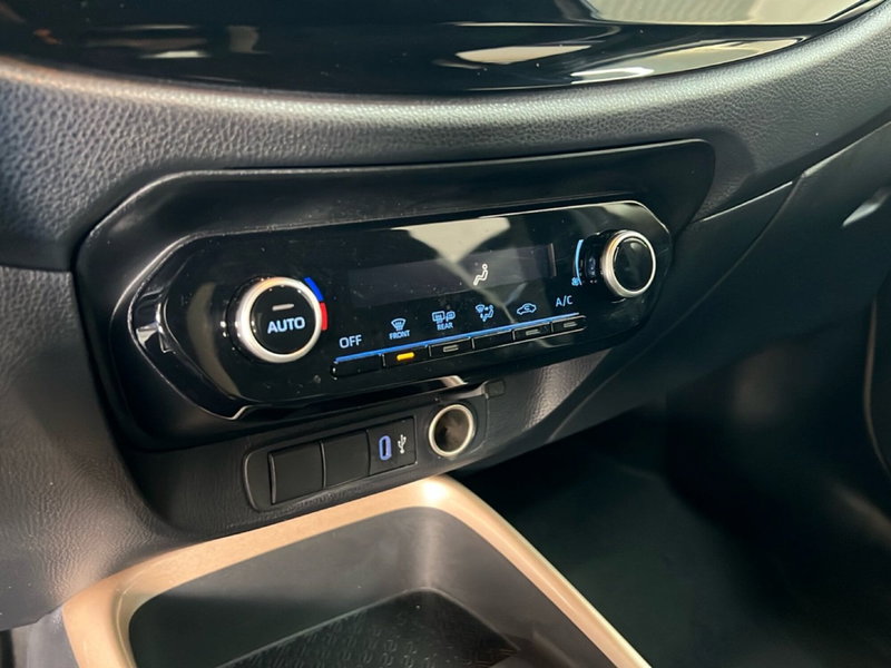 Toyota Aygo X usata a Roma (19)