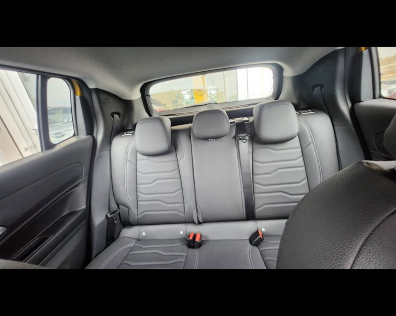 Jeep Avenger nuova a Alessandria (10)